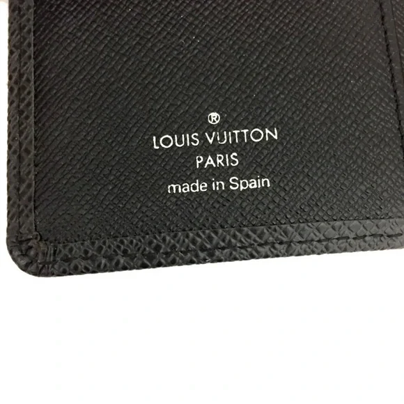 Louis Vuitton Nlack Taiga Agenda PM Leather Notebook Cover - MINT CONDITION! - Picture 6 of 7